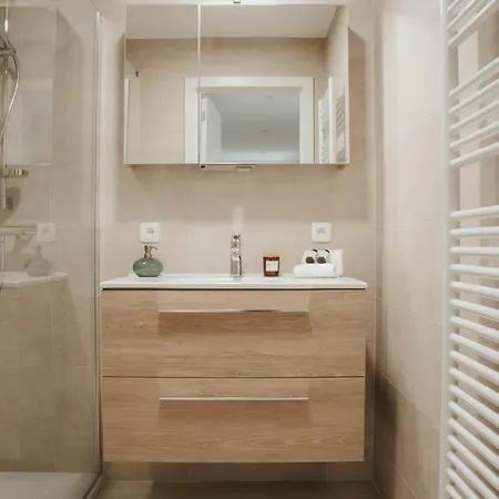 The Waves - Nieuw Nabij Het Met Privegarage *